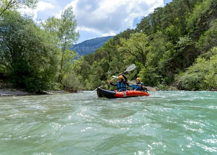 4p 2bdrms Aircon Campsite *