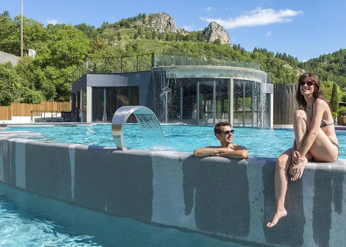 4p 2bdrms Aircon Castellane